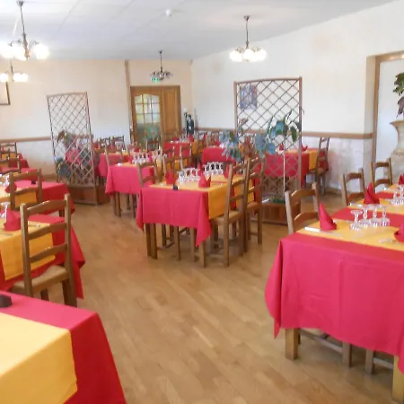 Est-ouest Hotel Doyet